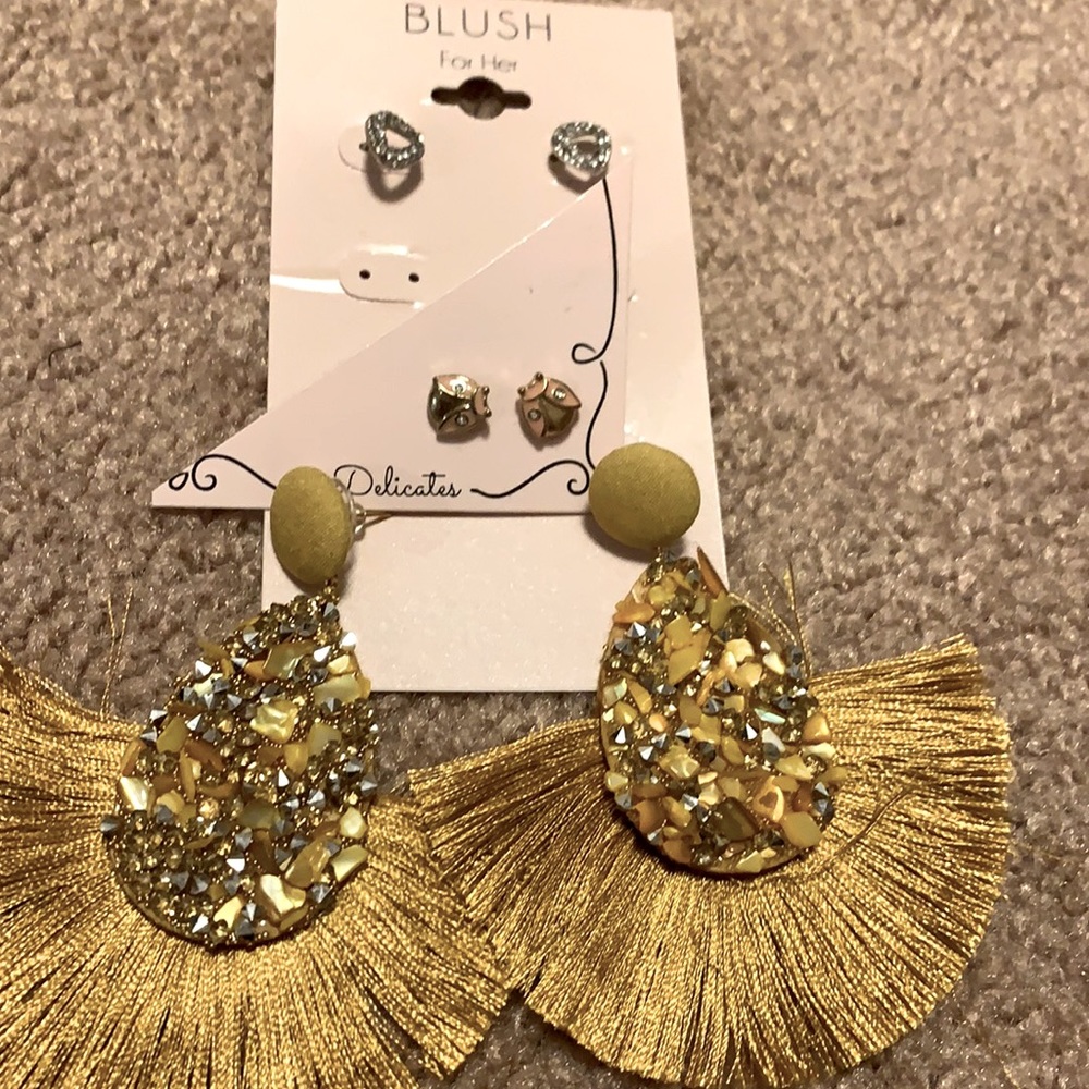3 pair of earrings
